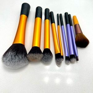 Nine pieces Real Techniques Make Up Brushes